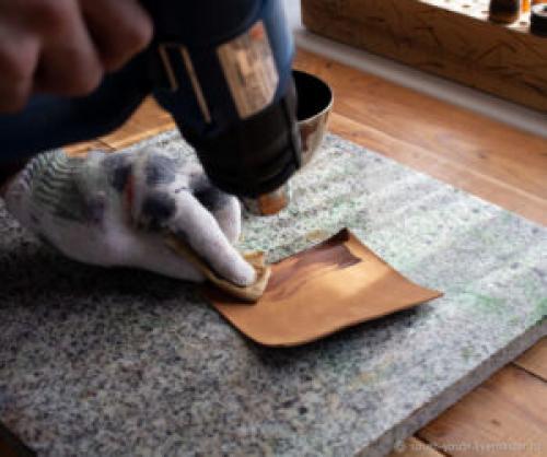 Обработка кожи воском. Как вощить кожу в домашних условиях.