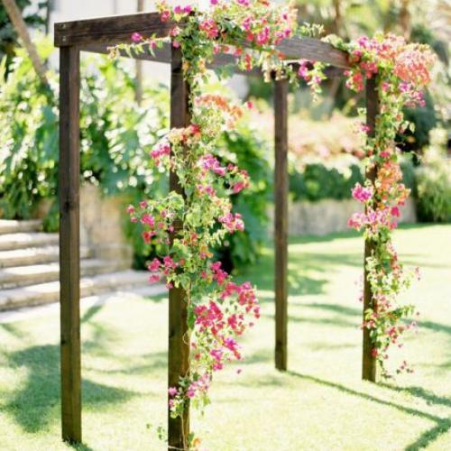 Как обеспечить надёжную прочность садовой арки из ПВХ труб. Деревянная арка