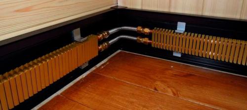 Теплый плинтус. Тёплый плинтус: выбор, устройства, достоинства и недостатки