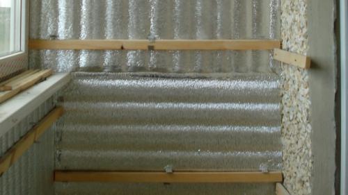 Пароизоляция балкона своими руками. Основные характеристики пароизолирующих материалов