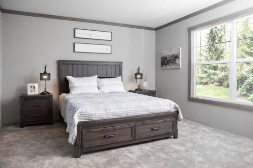 Как расставить мебель в квадратной комнате. Квадратная спальня: обзор оригинальных идей по оформлению дизайна спальни квадратной формы (100 фото новинок)