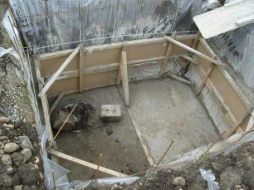 Технология строительства погреба в частном доме. Подготовка к строительству заглубленного хранилища под жилым домом