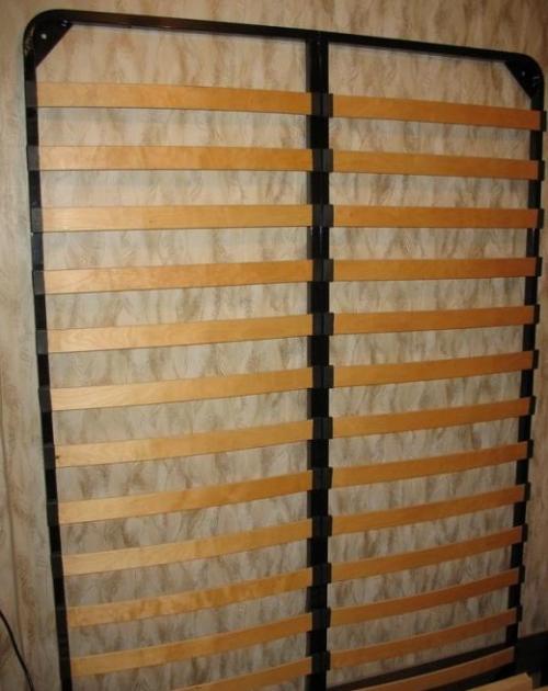 Кровать с подъемным механизмом своими руками чертежи и размеры, схемы и проекты, эскизы. Нюансы изготовления своими руками кровати с подъемным механизмом, этапы сборки