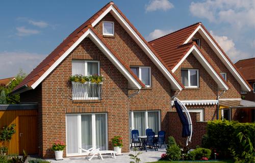 Достоинства и недостатки кирпича. Загородный дом из кирпича: достоинства и недостатки