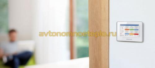 Как организовать контроль температуры и влажности в помещении с водяным теплым полом. Нужен ли терморегулятор на водяной теплый пол