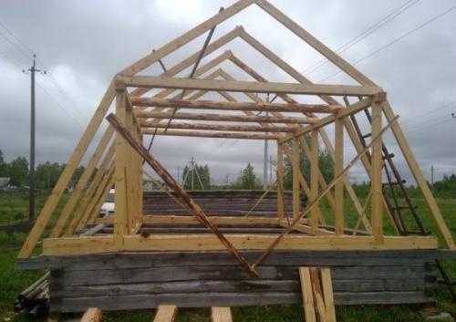 Какие материалы используются для создания стропильной системы ломанной крыши. Как построить ломаную крышу своими руками – простые инструкции для самостоятельного выполнения