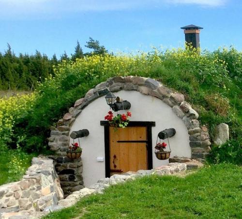 Самое время копать погреб на участке. Разновидности погребов