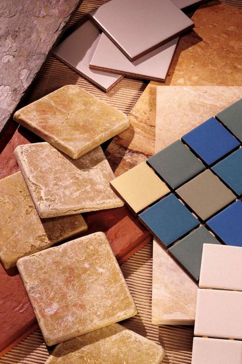 Какие материалы можно использовать для ремонта ломаной крыши с мансардой. Виды материалов для отделки мансарды