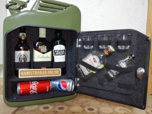 Как сделать мини-бар своими руками. Мини бар своими руками — идеи, как сделать шикарный мини-бар самостоятельно, советы и инструкции для изготовления на фото!