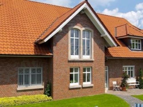 Красивые дома из кирпича. Строительство дома из керамического кирпича красного цвета 13 Красивые дома из кирпича. Строительство дома из керамического кирпича красного цвета 13