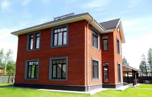 Красивые дома из кирпича. Строительство дома из керамического кирпича красного цвета 02 Красивые дома из кирпича. Строительство дома из керамического кирпича красного цвета 02