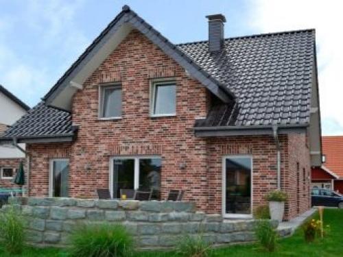 Красивые дома из кирпича. Строительство дома из керамического кирпича красного цвета 18 Красивые дома из кирпича. Строительство дома из керамического кирпича красного цвета 18