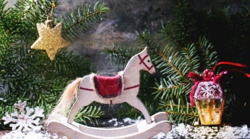 Деревянные новогодние игрушки своими руками. Деревянные игрушки на елку: виды, дизайн и секреты изготовления