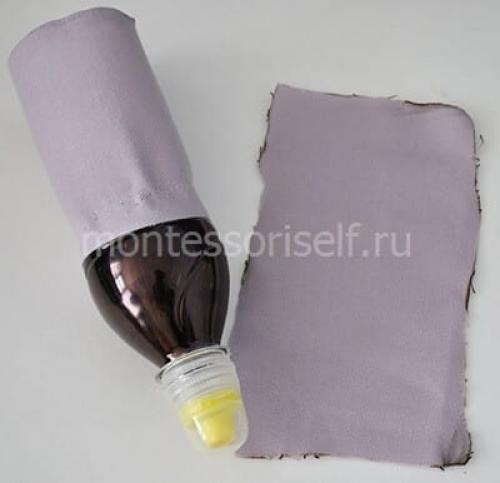 Как приклеить шишки к пластиковой бутылке. Ежик из шишек и бутылки