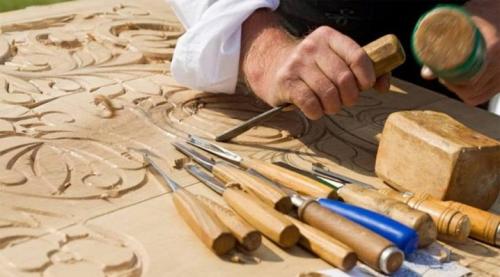 Выпиливание лобзиком из фанеры для начинающих. Тонкости выпиливания лобзиком