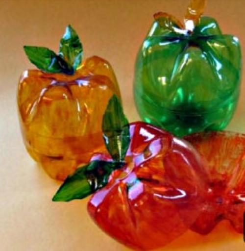 Поделки из пластиковых бутылок для кухни. Как использовать пластиковые бутылки для кухни? 10 идей для поделок