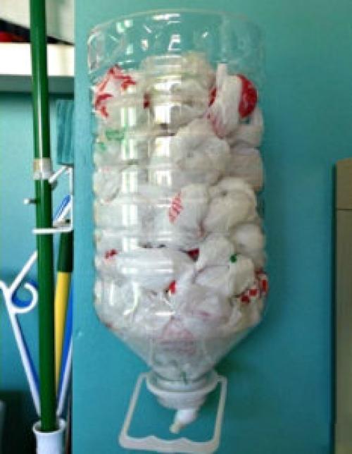 Поделки из пластиковых бутылок для кухни. Как использовать пластиковые бутылки для кухни? 10 идей для поделок