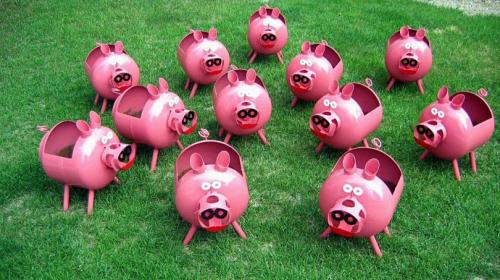 Поделки на клумбу из пластиковых бутылок. Клумба из бутылок — мастер-класс изготовления оригинальных клумб. 120 фото оформления клумбы при помощи пластика