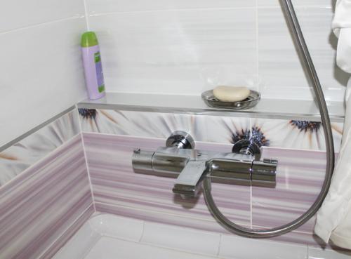 Как организовать пространство в однокомнатной квартире для четверых, чтобы всем было комфортно. В однушке вчетвером?! Как?