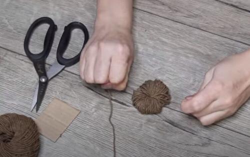 Ёлочные игрушки своими руками. Как сделать новогодние игрушки на елку 2022: 100 идей 35 Ёлочные игрушки своими руками. Как сделать новогодние игрушки на елку 2022: 100 идей 35