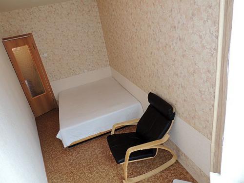 Можно ли использовать разделители комнат в однокомнатной квартире. Перегородка в однушке. Быть или не быть?