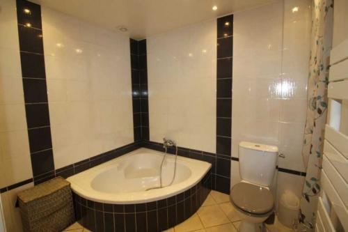 Дизайн 1-комнатной квартиры 45м2. Квартира 45 кв. м. — современный дизайн, стильный интерьер и схема расстановки мебели (120 фото)