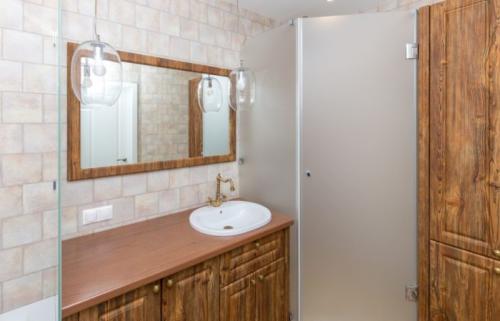 Плитка на стену ванной. Плитка в ванную на стены: советы по выбору, методы применения и лучшие идеи использования (135 фото) 16