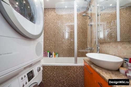 Укладка плитки в маленькой ванной. Модная плитка для маленькой ванной 07