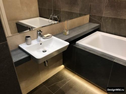 Укладка плитки в маленькой ванной. Модная плитка для маленькой ванной 01