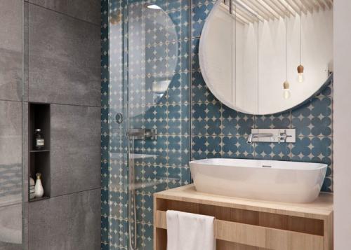 Плитка 30х60 в маленькой ванной. Правила оформления и дизайн плитки в маленькой ванной комнате