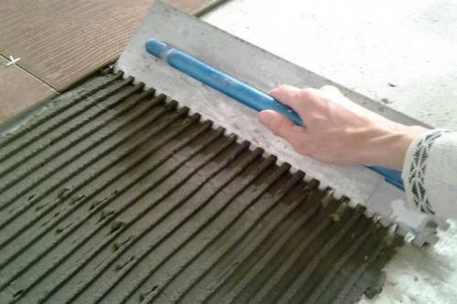 Укладка прямоугольной плитки в ванной. Как и что делать, чем работать