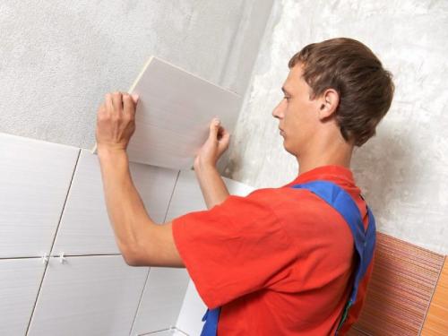 Как правильно класть плитку на стену в ванной. Необходимые материалы и инструменты 06 Как правильно класть плитку на стену в ванной. Необходимые материалы и инструменты 06