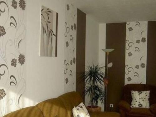 Комбинирование обоев двух цветов. Способы сочетания 23