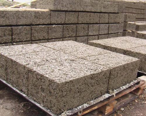 Дешевая баня из опилкобетона: как сэкономить на строительстве 02