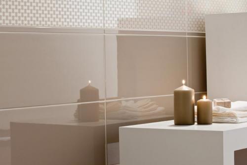 Какую плитку выбрать для ванной матовую или глянцевую. Какая кафельная плитка лучше: матовая или глянцевая для ванной