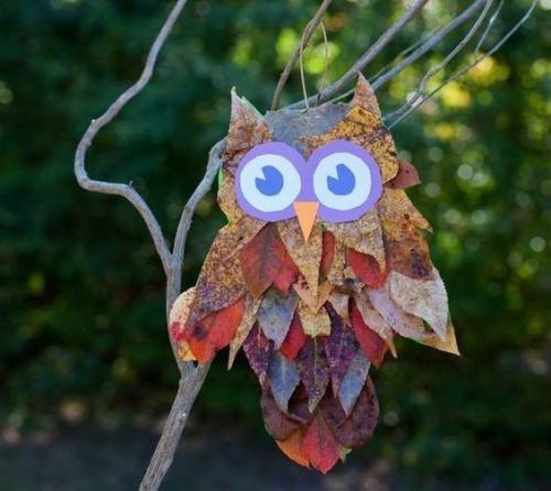 Сова из листьев и бутылки. Какие ещё есть интересные идеи для поделок сов из листьев