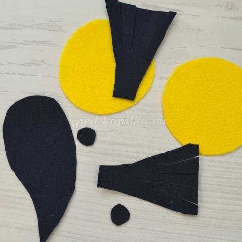 Поделка Сова из листьев и пластиковой бутылки. Поделка совы из втулки от туалетной бумаги. 24 Поделка Сова из листьев и пластиковой бутылки. Поделка совы из втулки от туалетной бумаги. 24