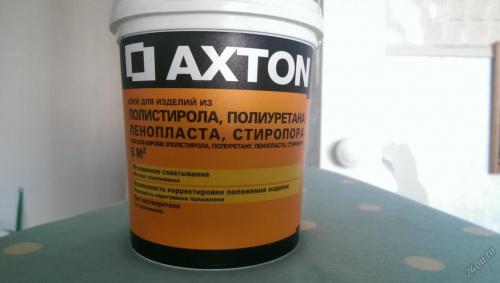 Чем клеить потолочную плитку из пенопласта. Типы клея для потолочной плитки из пенопласта