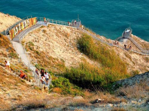 Сколько ступенек до 10 этажа. Был ли скрытый смысл? 07