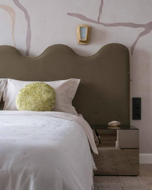 Очень уютный интерьер в современном стиле.

