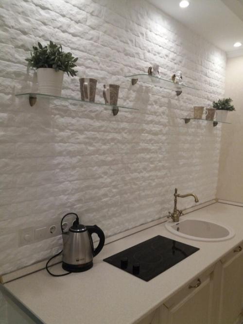 Сделали простой ремонт, чтоб сдавать квартиру в аренду. 03