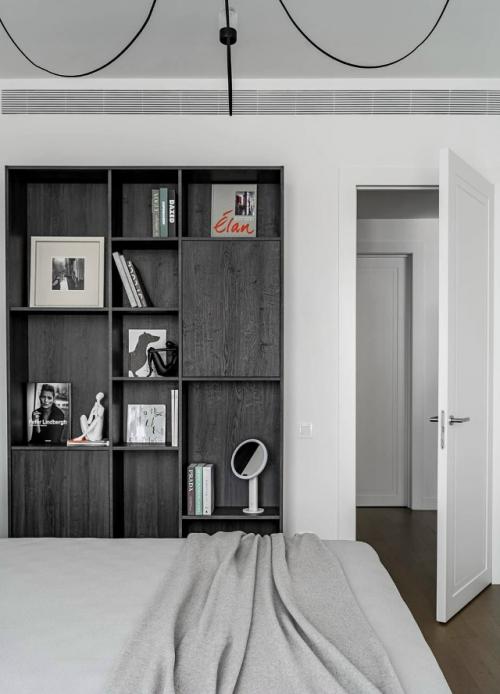 Сдержанная монохромная квартира в стиле минимализм в Москве. 04