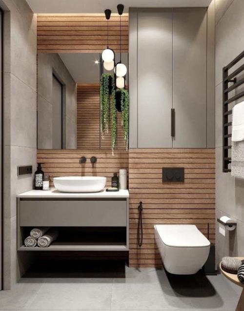 В этой квартире.