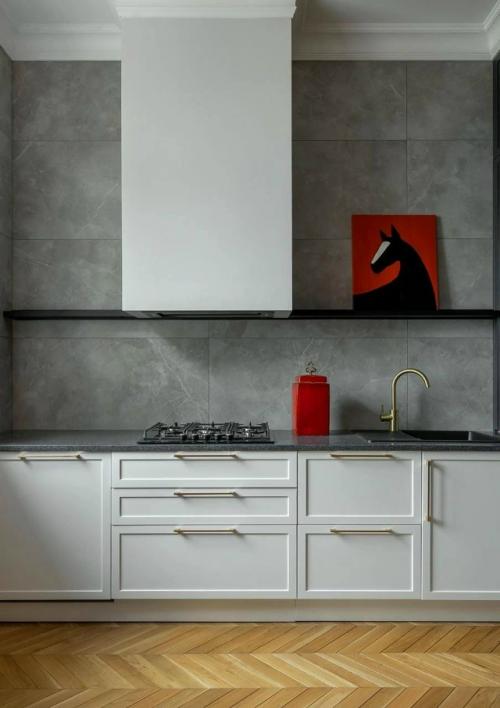 Красные акценты в московском интерьере. 01