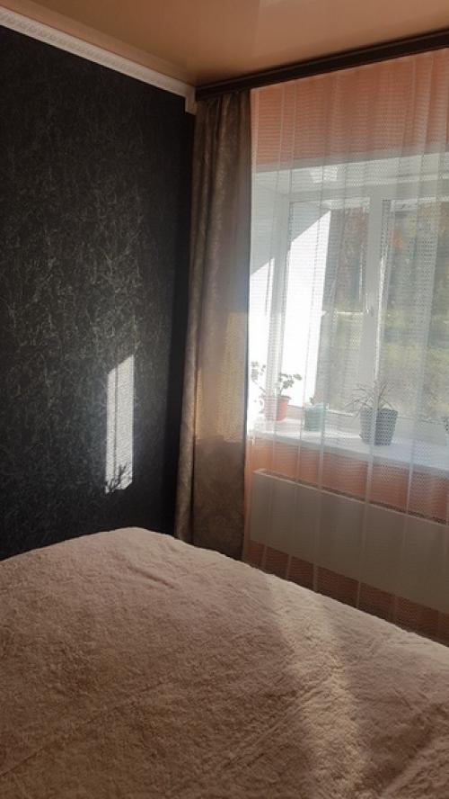 Из одной большой комнаты 18 кв. 06