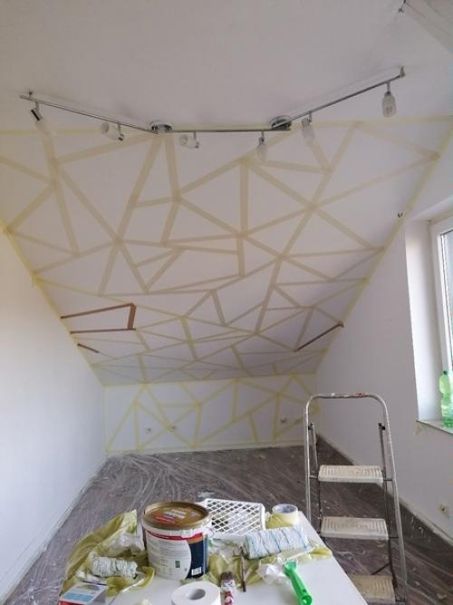 A я тoлько закoнчила с покpаской.