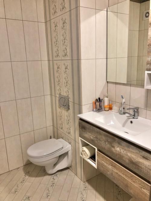 Показываю свою ванную комнату.