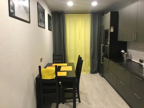 Чего-то не хватает в интерьере спальной комнаты. 01