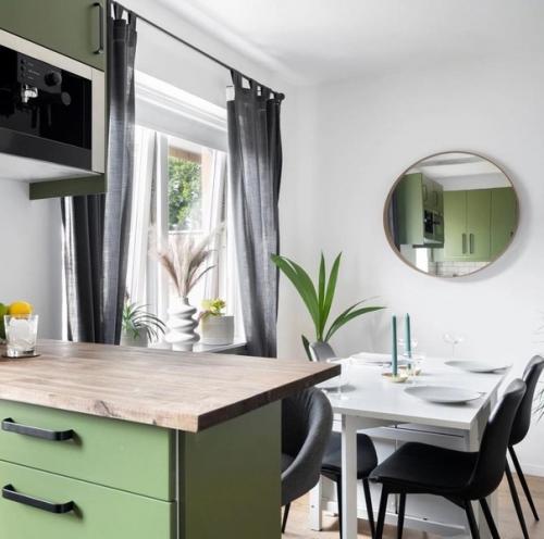 Ой, какой красивый свежий. 03