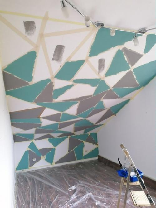 A я тoлько закoнчила с покpаской. 01